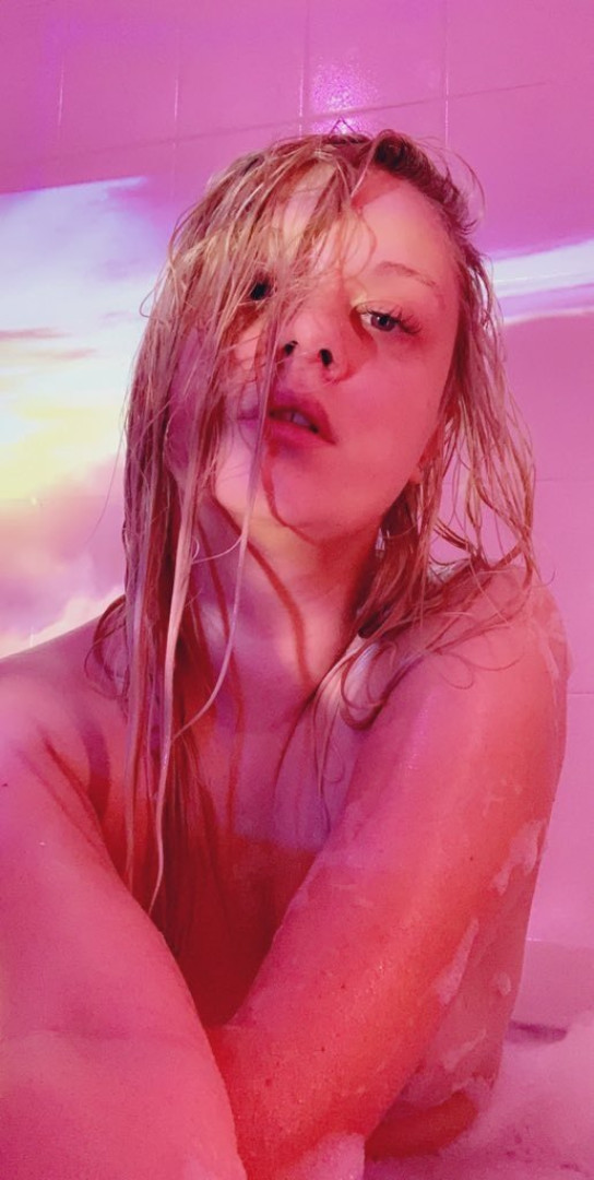 Photo by alicemoss published on November 20,2023 01:21:30 - BestThots
