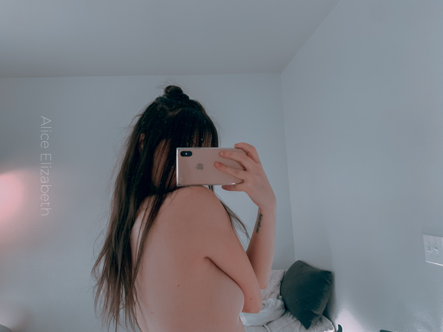Photo by alicemoss published on November 20,2023 01:24:07 - BestThots