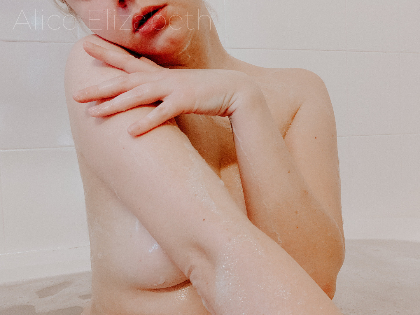 Photo by alicemoss published on November 20,2023 01:48:25 - BestThots