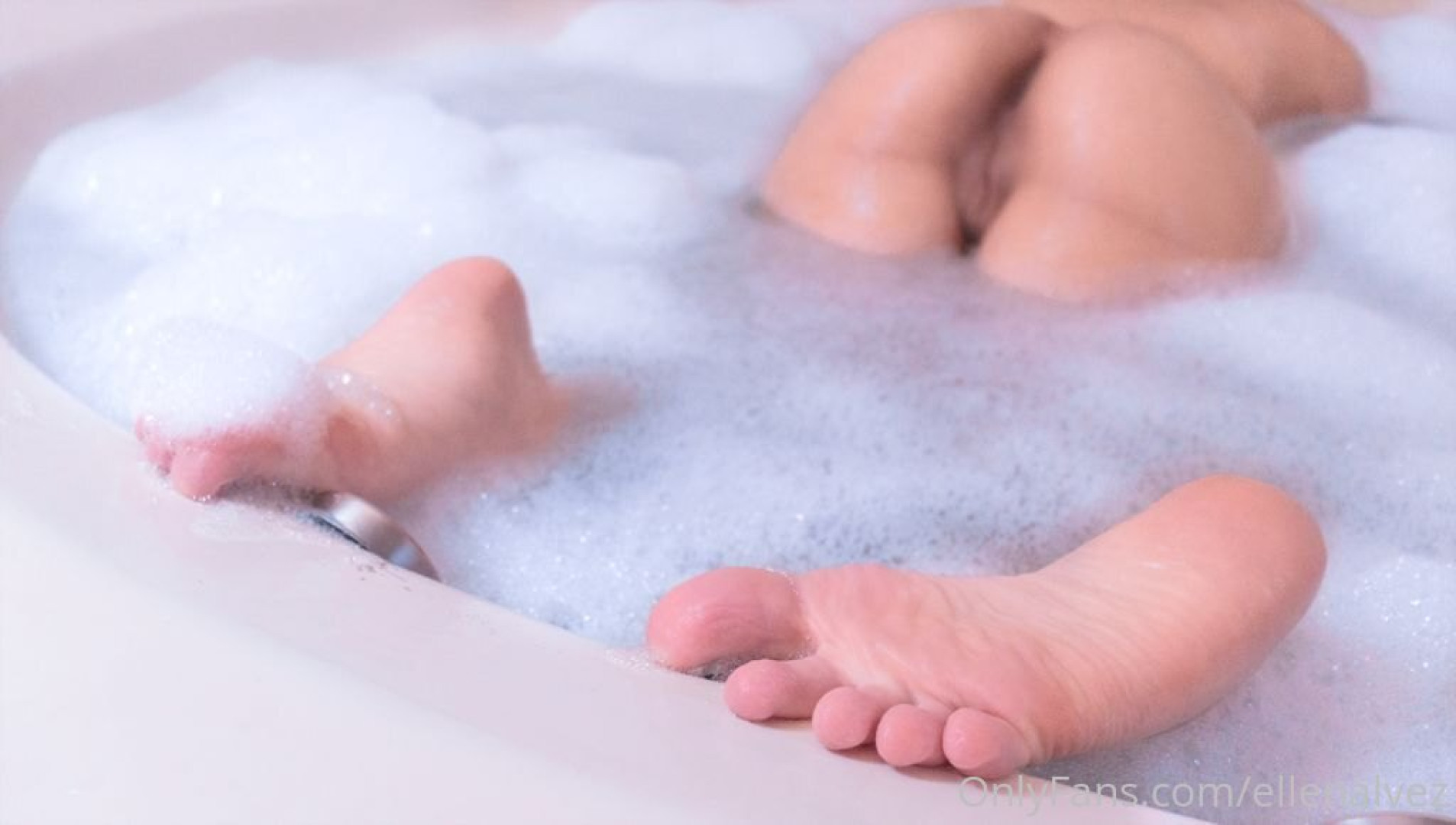 Photo by vixeninner published on May 16,2023 02:57:07 - BestThots