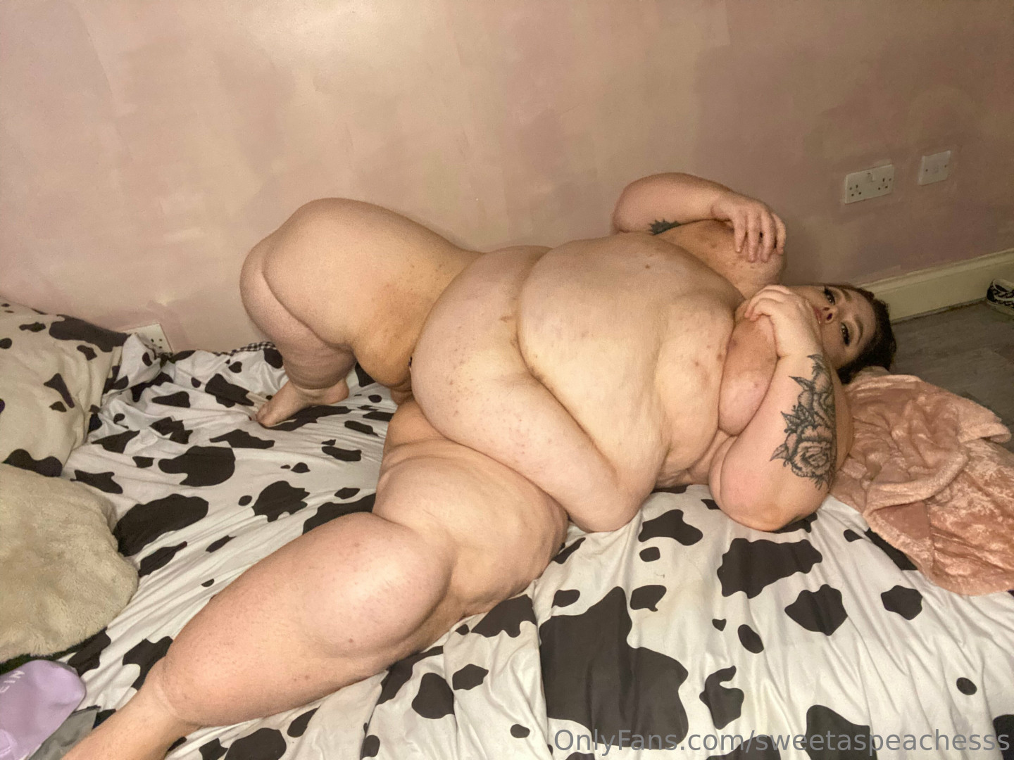 Photo by sweetaspeachesss published on July 2,2023 16:41:53 - BestThots