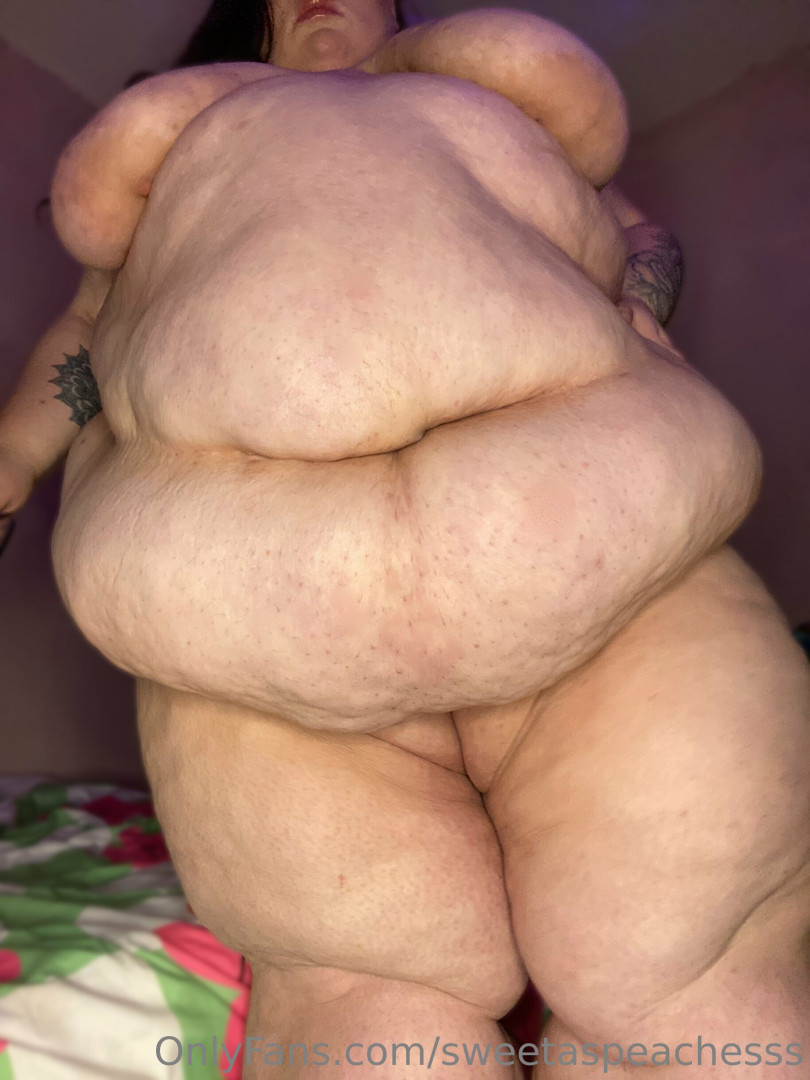 Photo by sweetaspeachesss published on July 2,2023 16:41:56 - BestThots