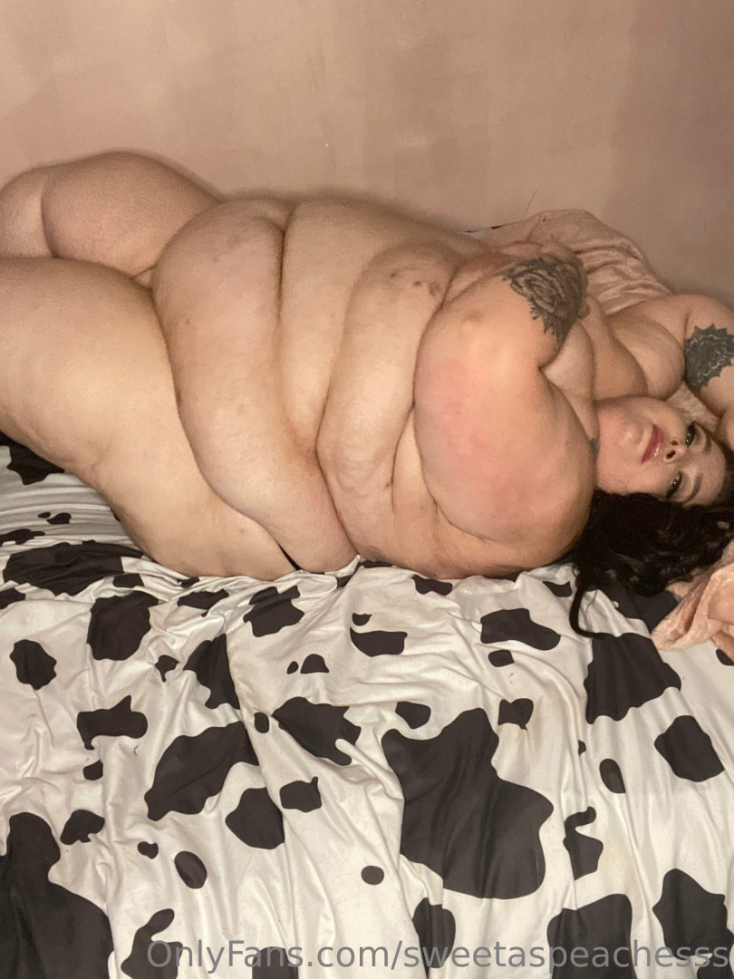 Photo by sweetaspeachesss published on July 2,2023 16:42:49 - BestThots