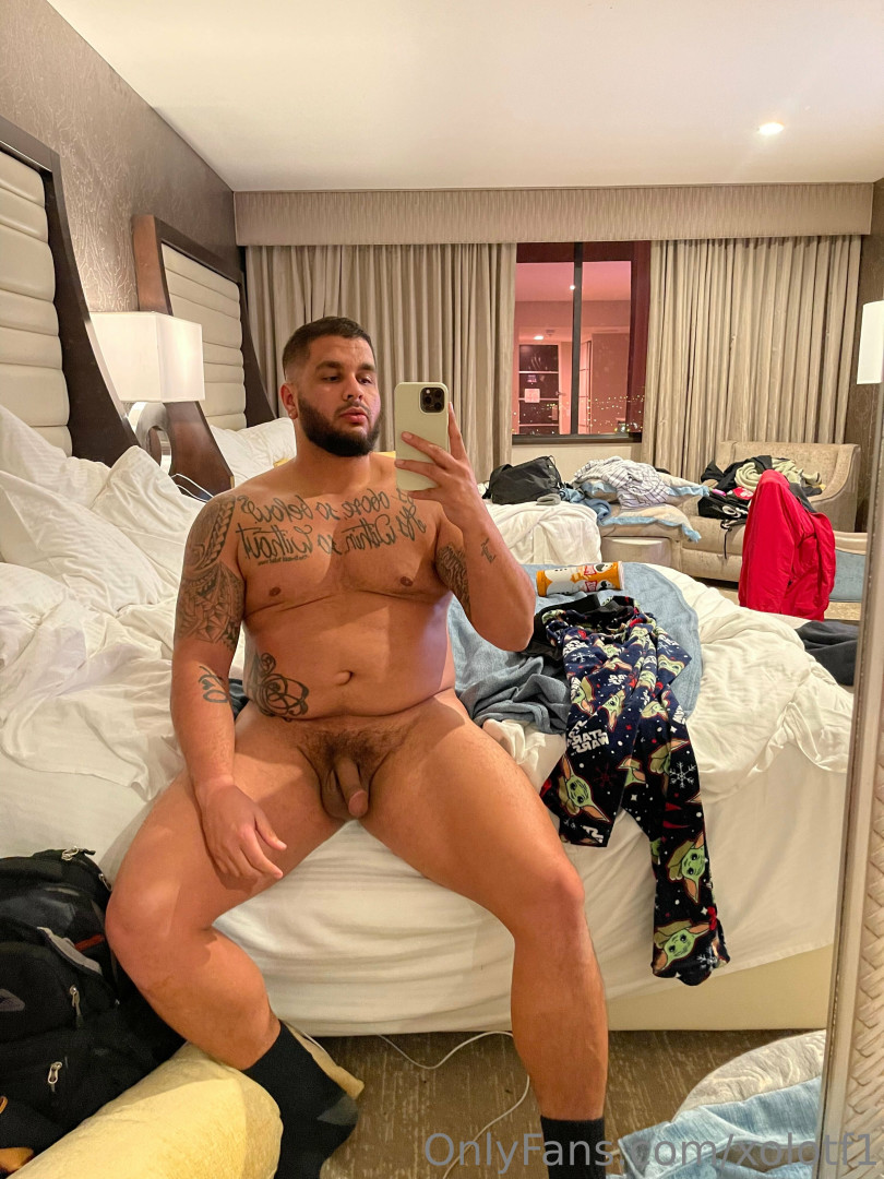 Photo by xolotf1 published on May 15,2023 21:17:46 - BestThots