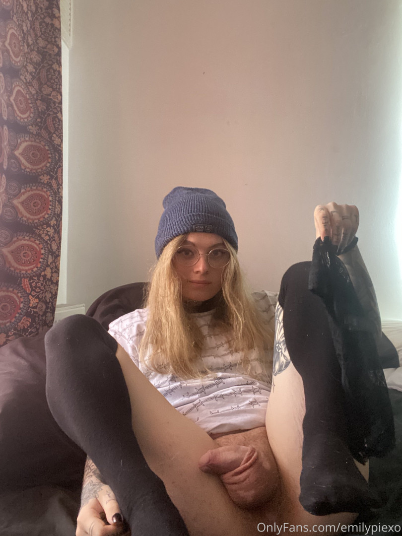 Photo by emilypiexo published on August 31,2023 19:53:47 - BestThots