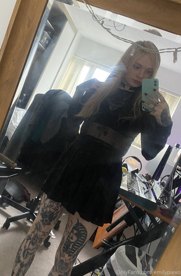Photo by emilypiexo published on August 31,2023 21:20:46 - BestThots