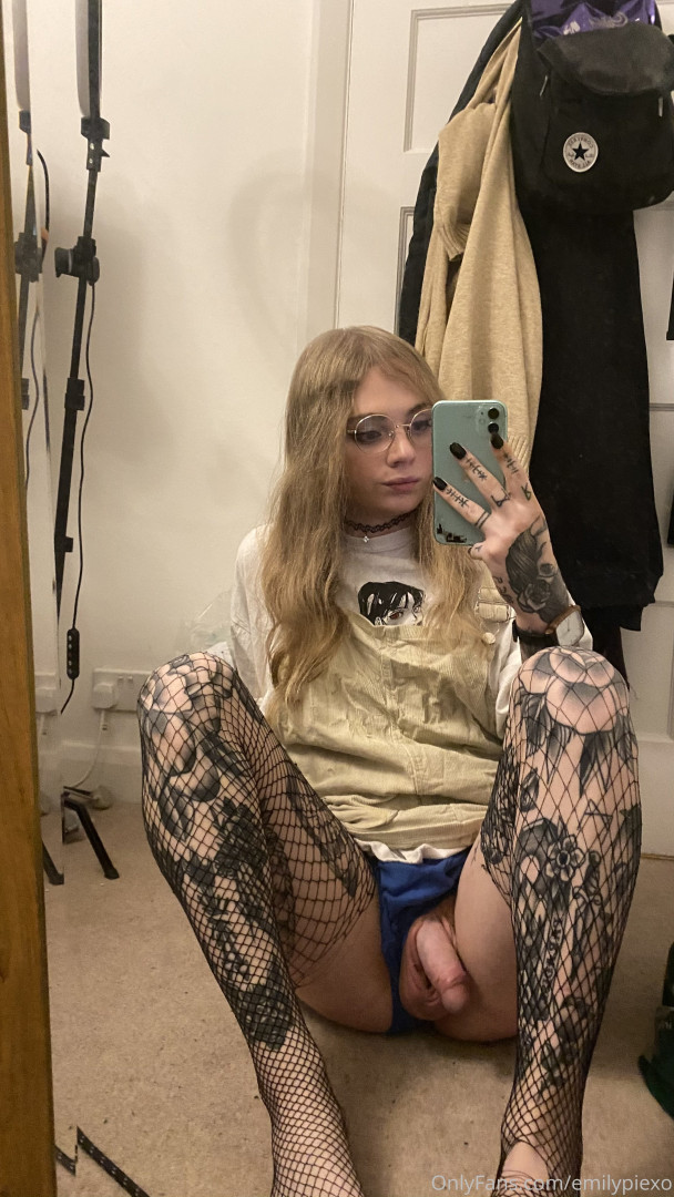 Photo by emilypiexo published on August 31,2023 22:37:38 - BestThots