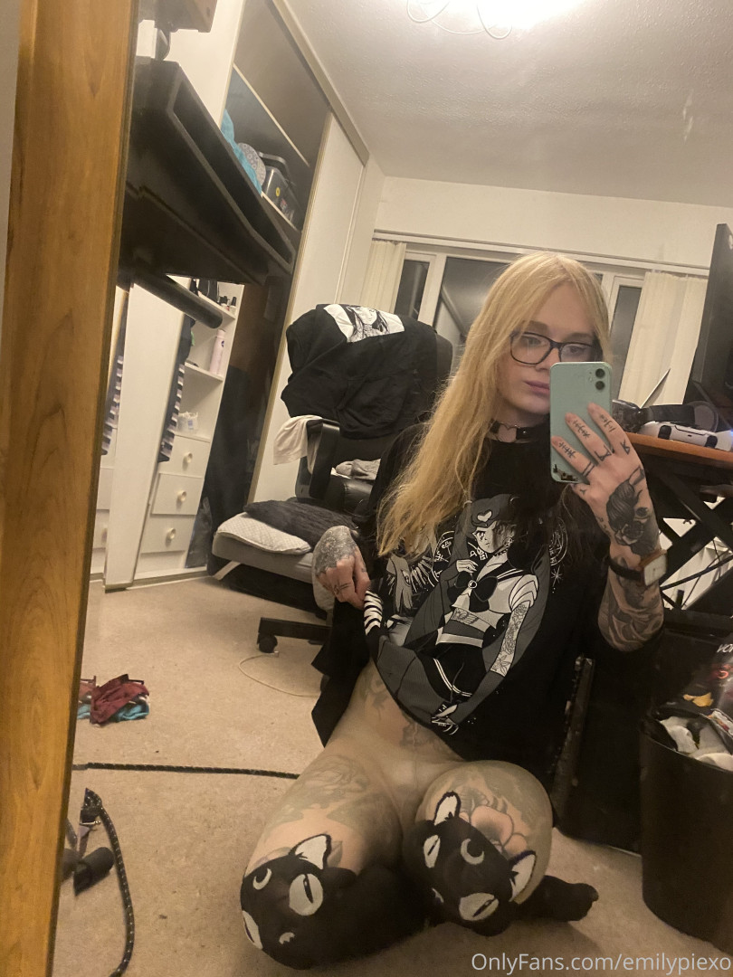 Photo by emilypiexo published on August 31,2023 23:00:45 - BestThots