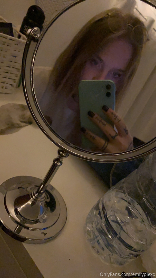 Photo by emilypiexo published on September 1,2023 01:59:59 - BestThots