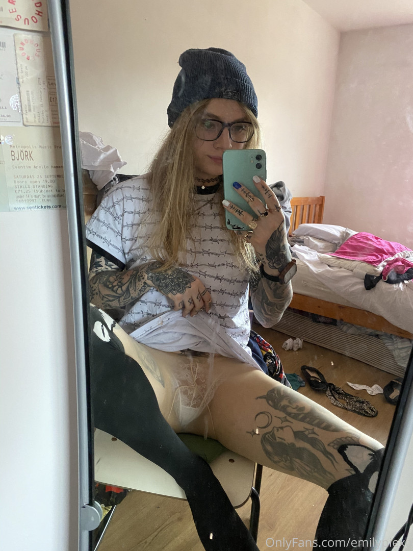 Photo by emilypiexo published on September 1,2023 02:23:23 - BestThots