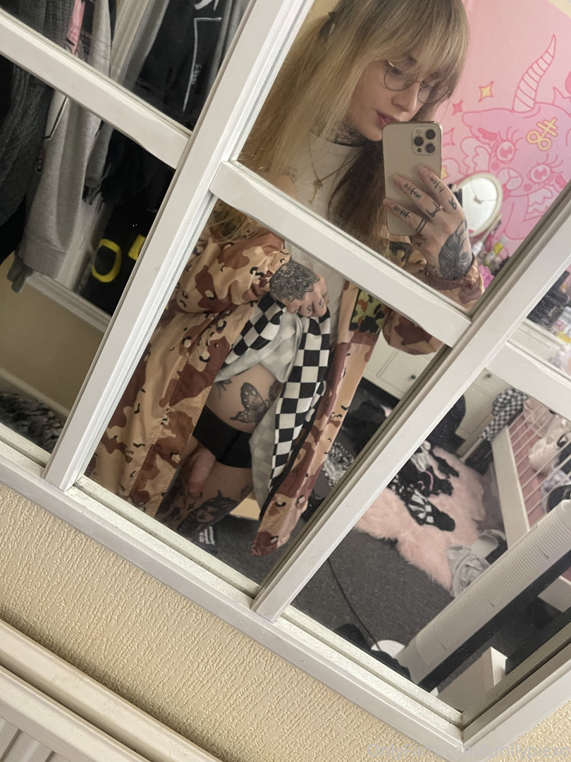 Photo by emilypiexo published on September 1,2023 02:50:38 - BestThots