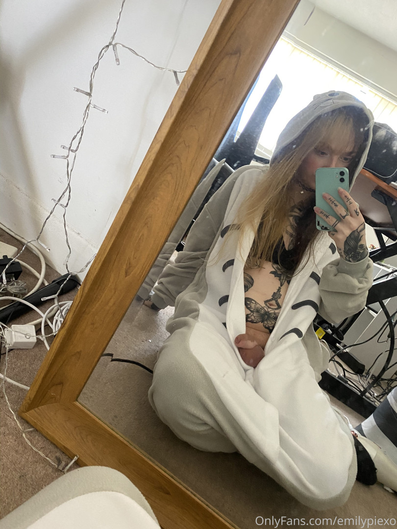 Photo by emilypiexo published on September 1,2023 03:51:29 - BestThots