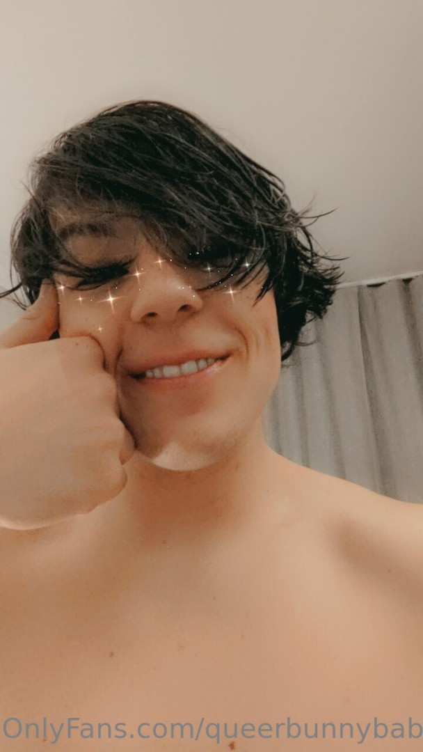 Photo by queerbunnybabe published on August 2,2023 21:23:58 - BestThots