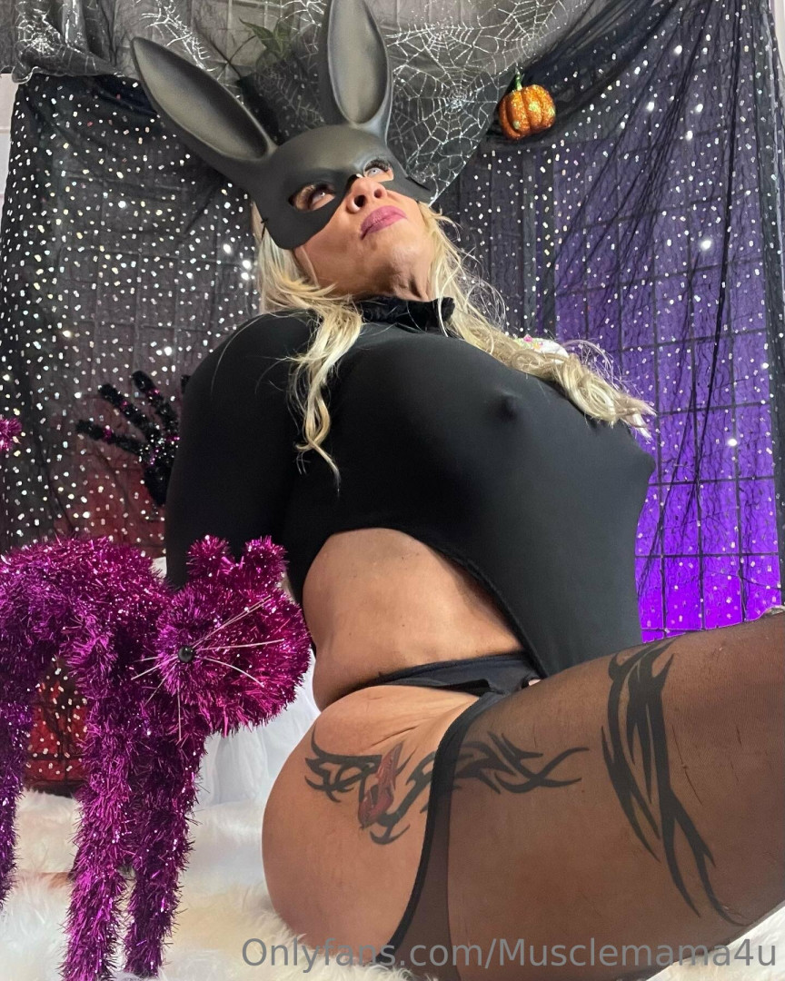 Photo by musclemama4u.2 published on October 11,2023 12:01:29 - BestThots