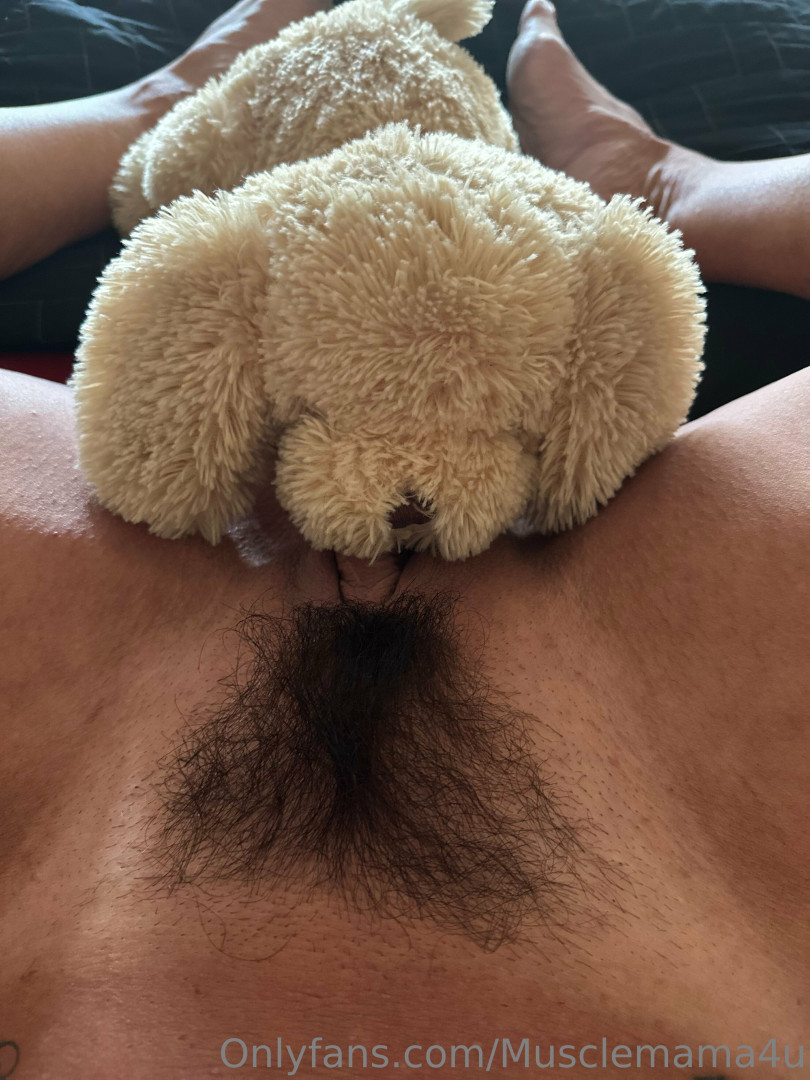 Photo by musclemama4u.2 published on October 11,2023 12:27:23 - BestThots