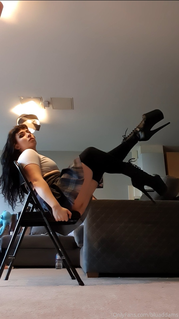 Photo by bluaddams published on December 10,2023 12:46:59 - BestThots