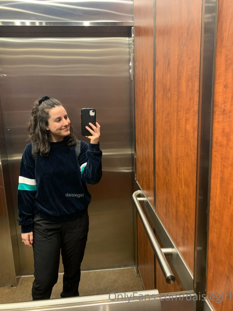 Photo by daisiegirl published on October 14,2023 07:40:01 - BestThots