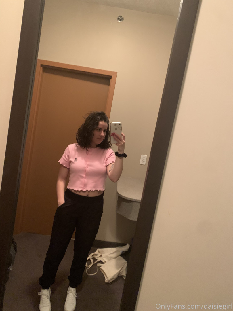Photo by daisiegirl published on October 14,2023 08:04:32 - BestThots