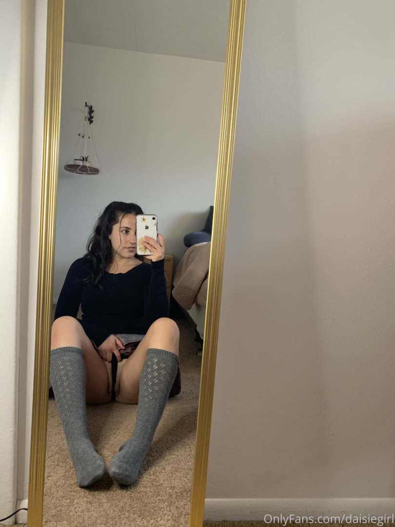Photo by daisiegirl published on October 14,2023 11:20:39 - BestThots