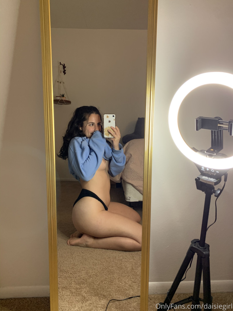 Photo by daisiegirl published on October 14,2023 12:43:11 - BestThots