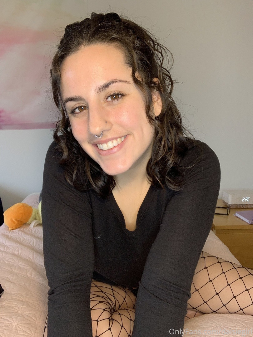 Photo by daisiegirl published on October 14,2023 13:16:47 - BestThots