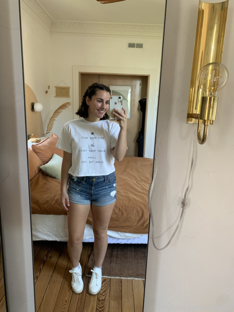 Photo by daisiegirl published on October 14,2023 13:33:51 - BestThots