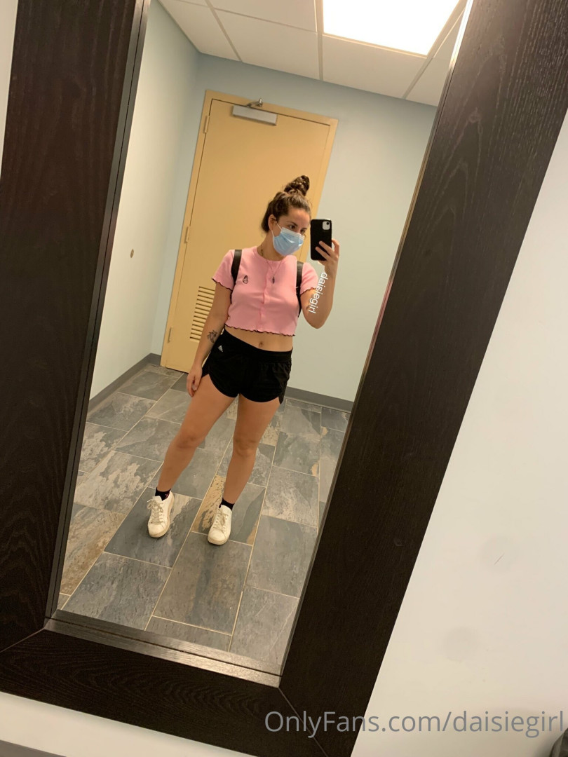Photo by daisiegirl published on October 14,2023 14:49:15 - BestThots