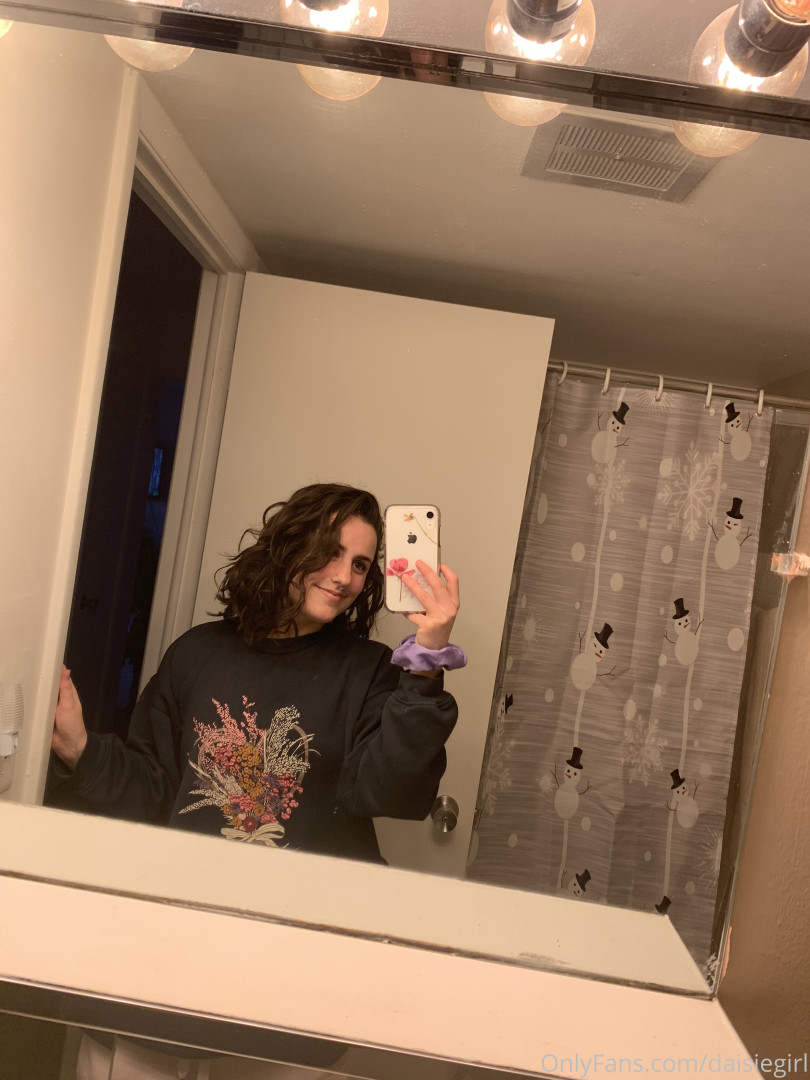 Photo by daisiegirl published on October 14,2023 16:14:07 - BestThots