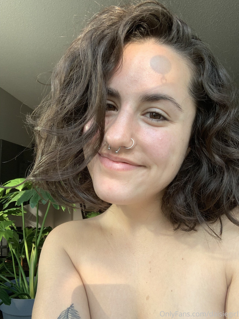 Photo by daisiegirl published on October 14,2023 17:54:01 - BestThots