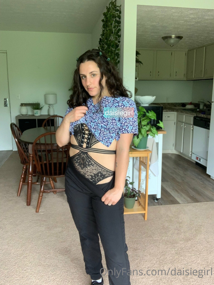 Photo by daisiegirl published on October 14,2023 19:29:50 - BestThots
