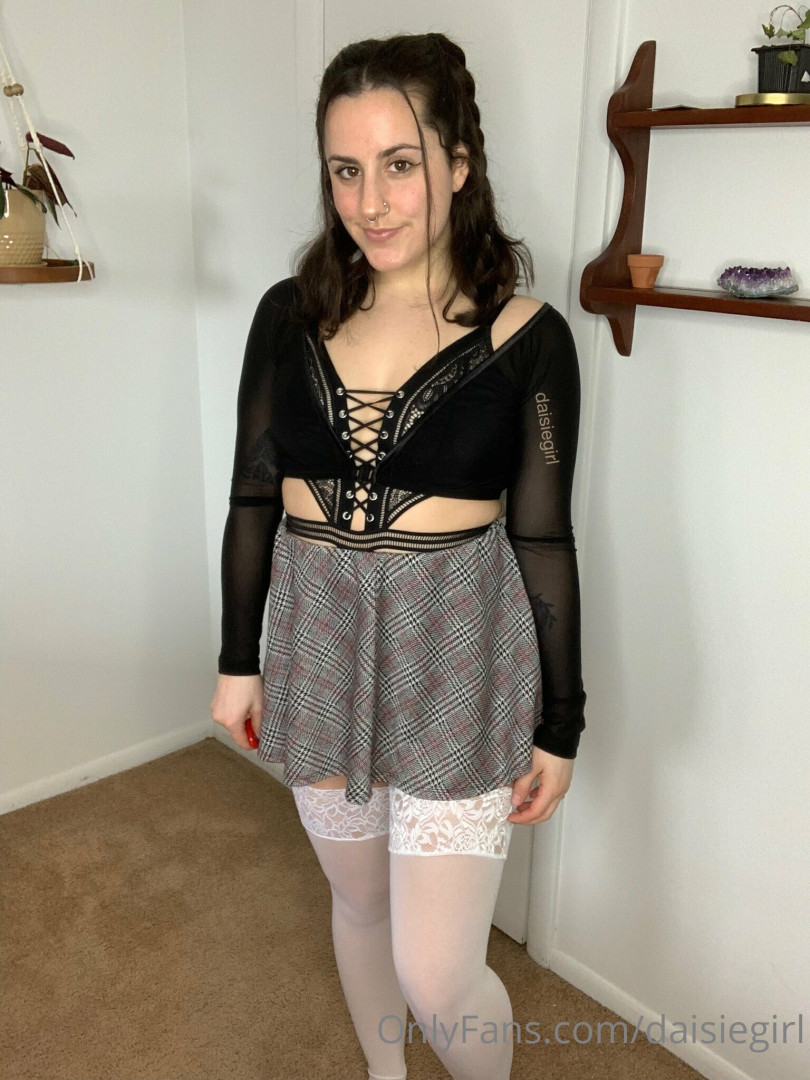 Photo by daisiegirl published on October 14,2023 23:59:38 - BestThots