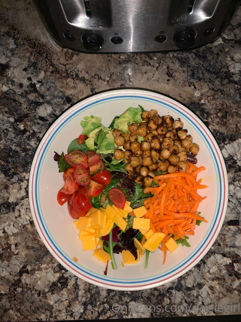 Photo by daisiegirl published on October 15,2023 00:21:33 - BestThots