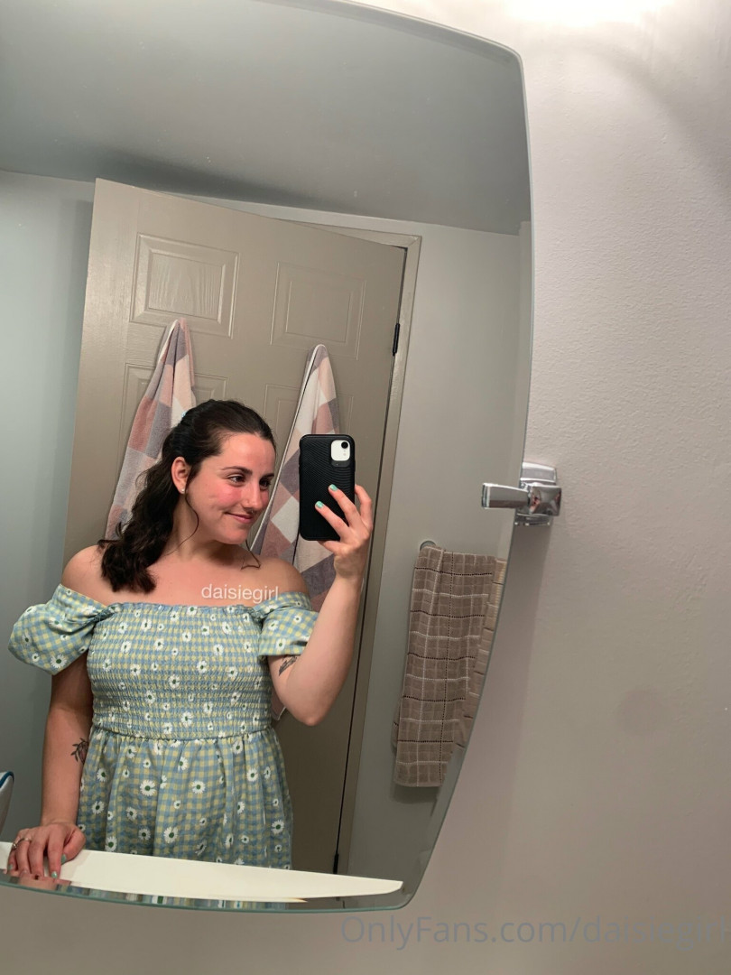 Photo by daisiegirl published on October 15,2023 00:52:43 - BestThots