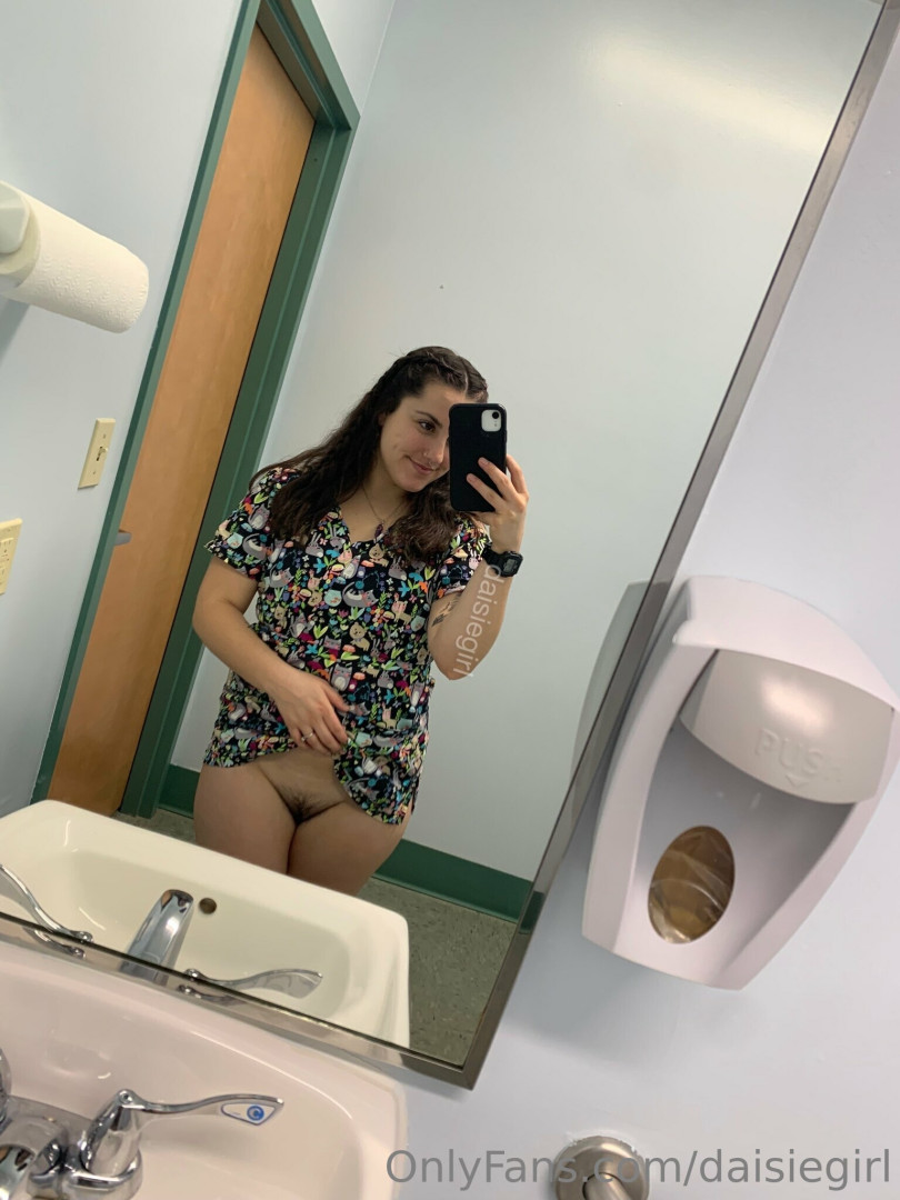 Photo by daisiegirl published on October 15,2023 01:41:11 - BestThots