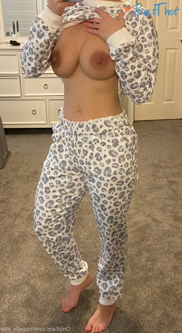Photo by hotwife_ellie published on December 13,2024 11:02:16 - BestThots