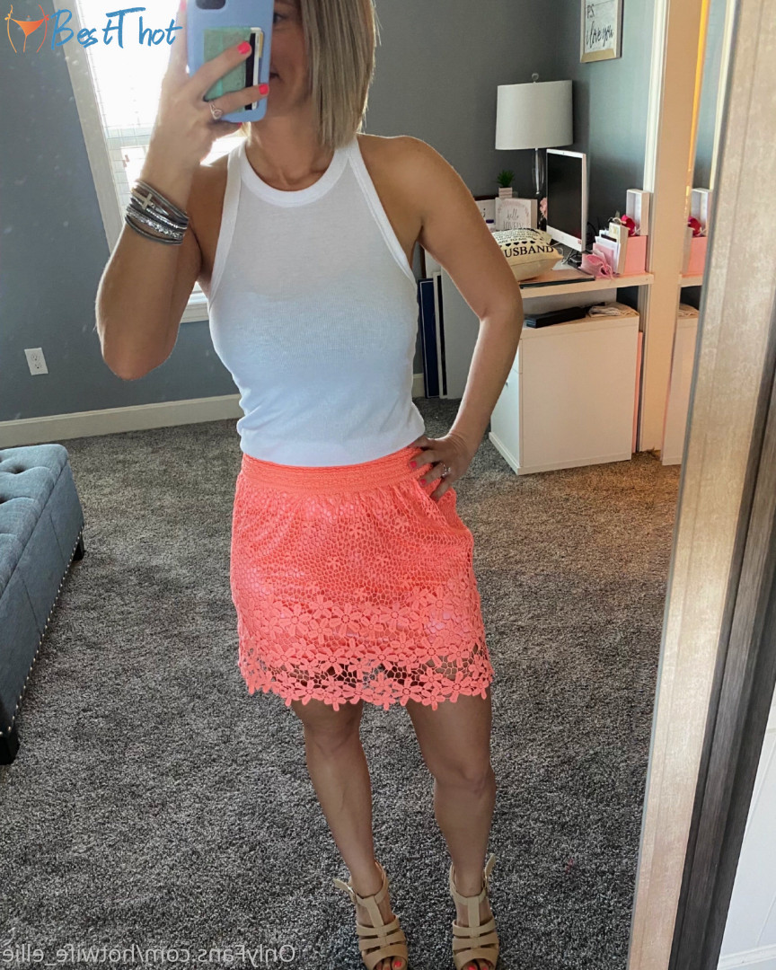 Photo by hotwife_ellie published on December 13,2024 11:04:33 - BestThots
