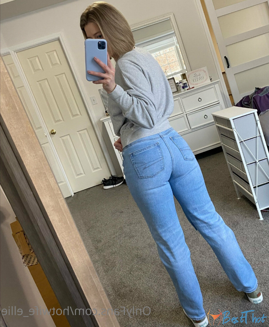 hotwife_ellie #9423442