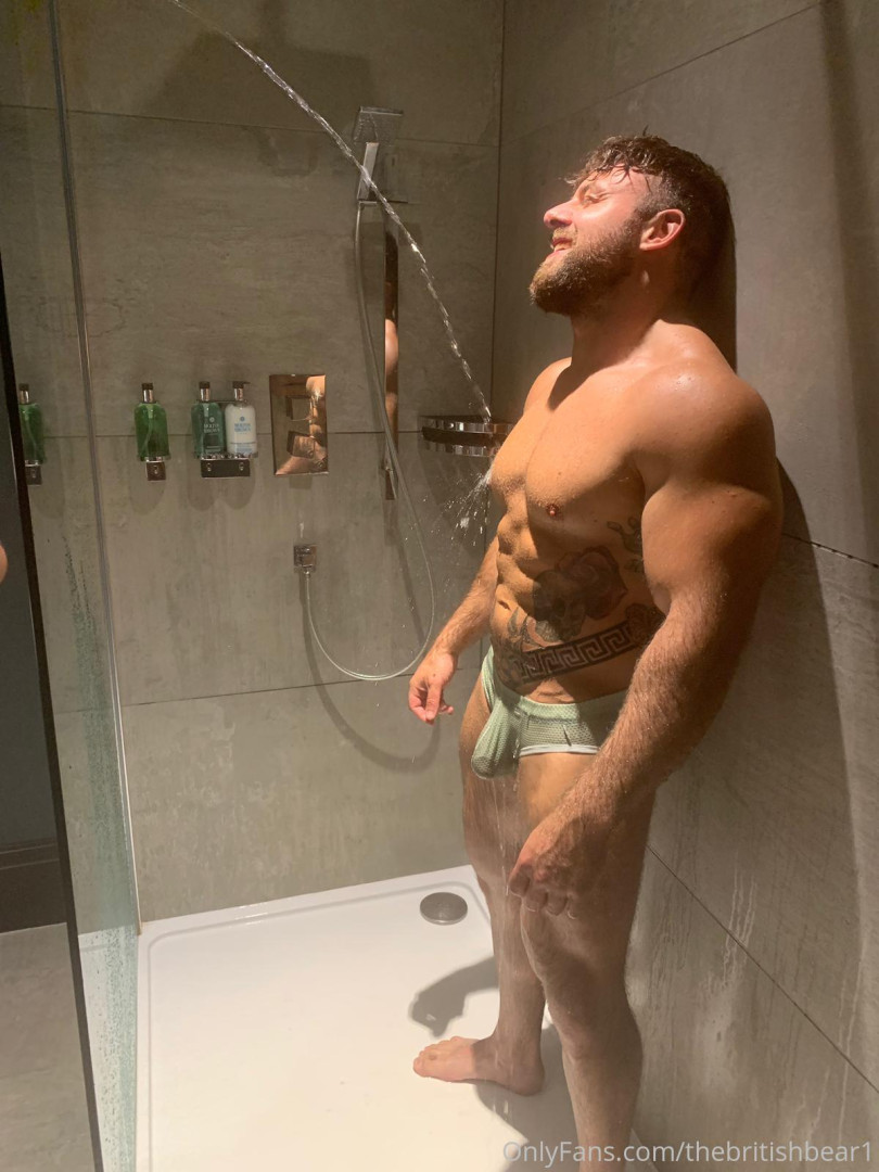 Photo by thebritishbear1 published on May 17,2023 03:32:09 - BestThots