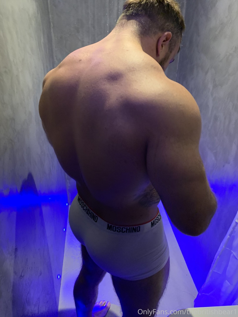 Photo by thebritishbear1 published on May 17,2023 03:32:48 - BestThots
