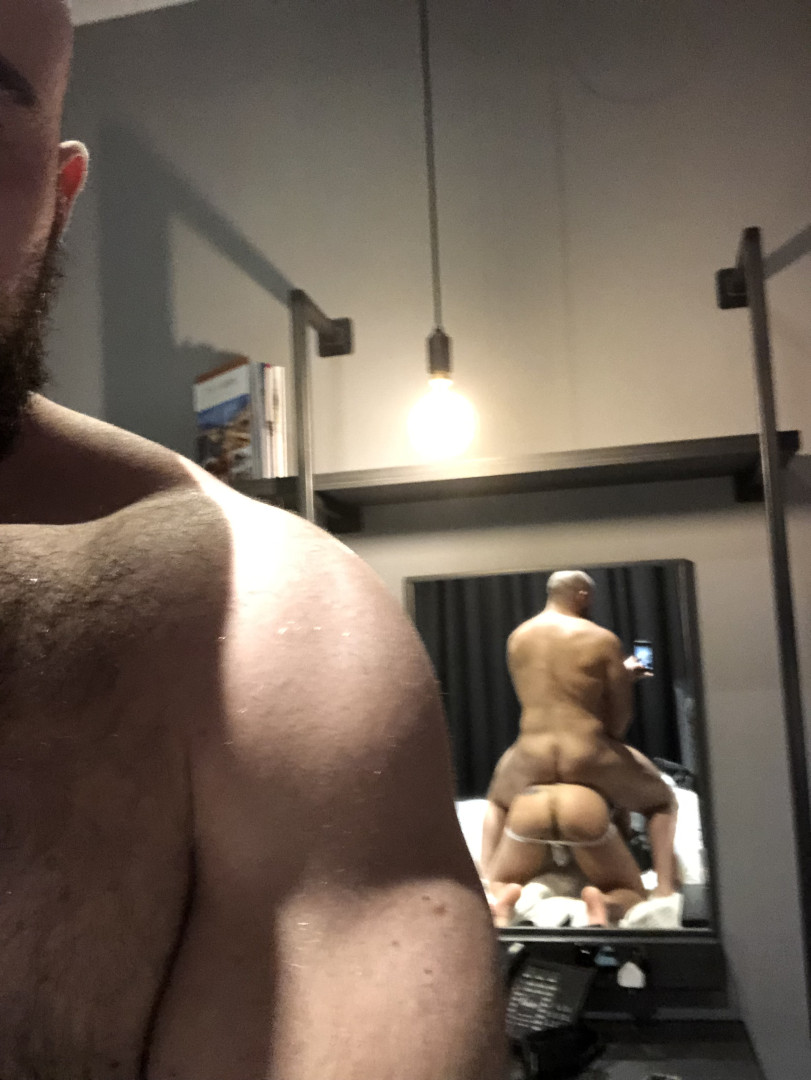 Photo by thebritishbear1 published on May 17,2023 03:34:23 - BestThots