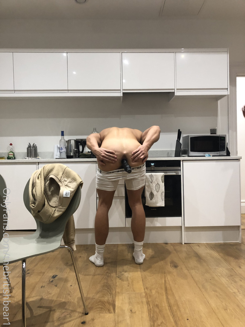 Photo by thebritishbear1 published on May 17,2023 03:37:23 - BestThots