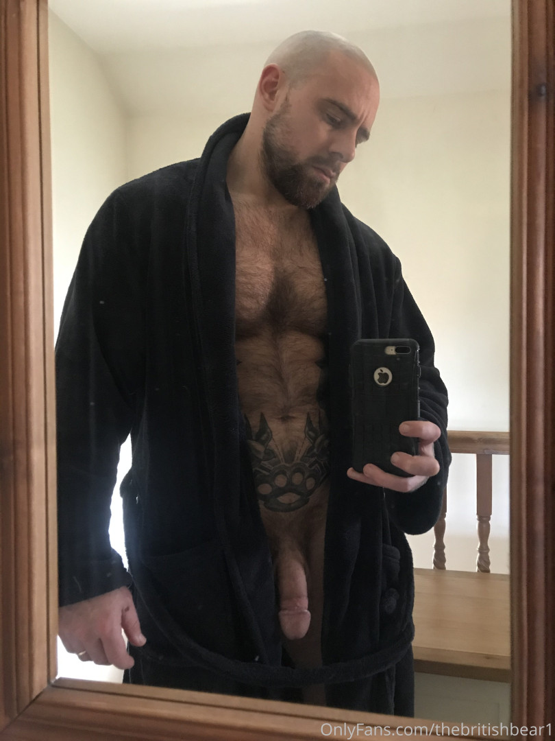 Photo by thebritishbear1 published on May 17,2023 03:38:08 - BestThots