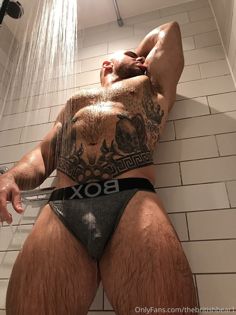 Photo by thebritishbear1 published on May 17,2023 03:42:24 - BestThots