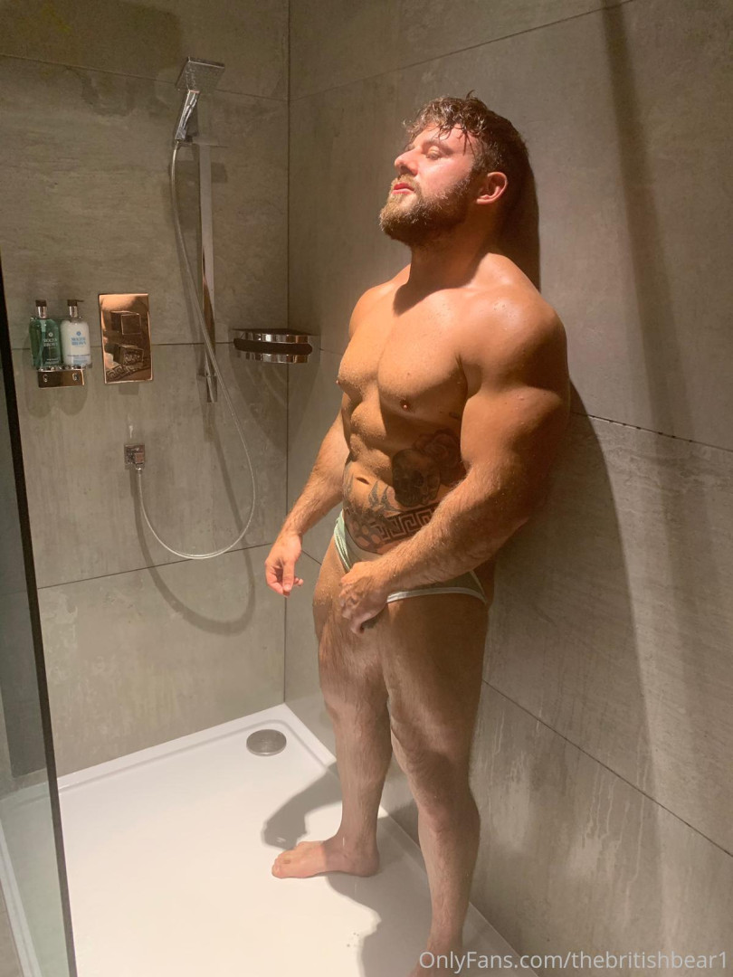 Photo by thebritishbear1 published on May 17,2023 03:42:31 - BestThots