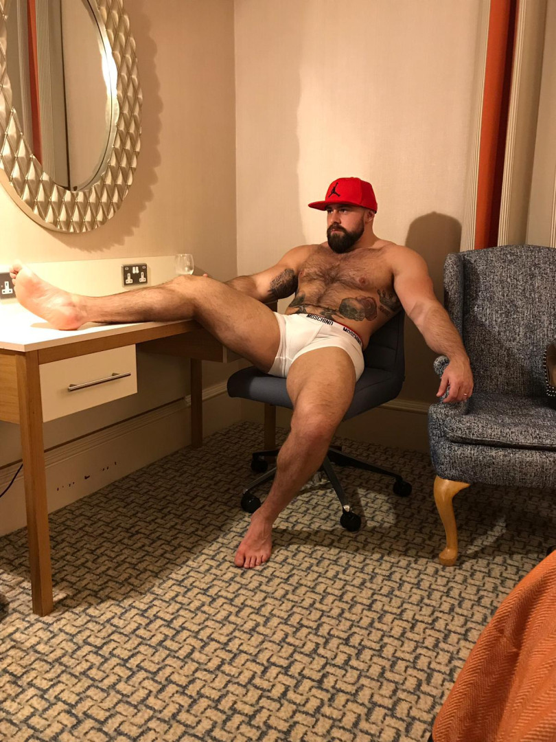 Photo by thebritishbear1 published on May 17,2023 03:42:42 - BestThots