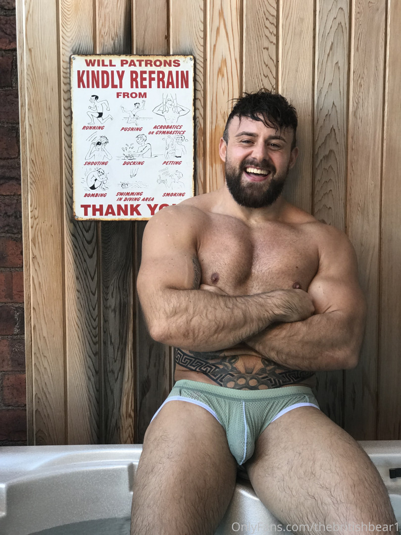 Photo by thebritishbear1 published on May 17,2023 03:44:04 - BestThots