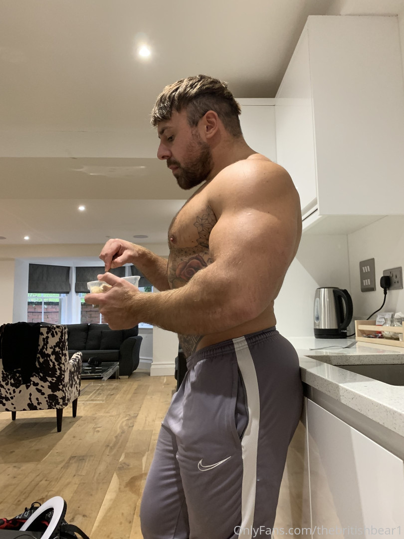 Photo by thebritishbear1 published on May 17,2023 03:44:28 - BestThots