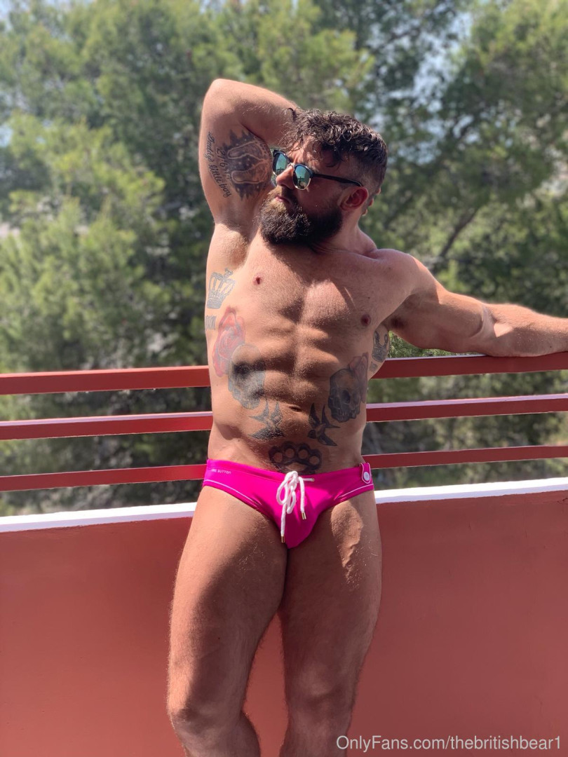 Photo by thebritishbear1 published on May 17,2023 03:44:32 - BestThots