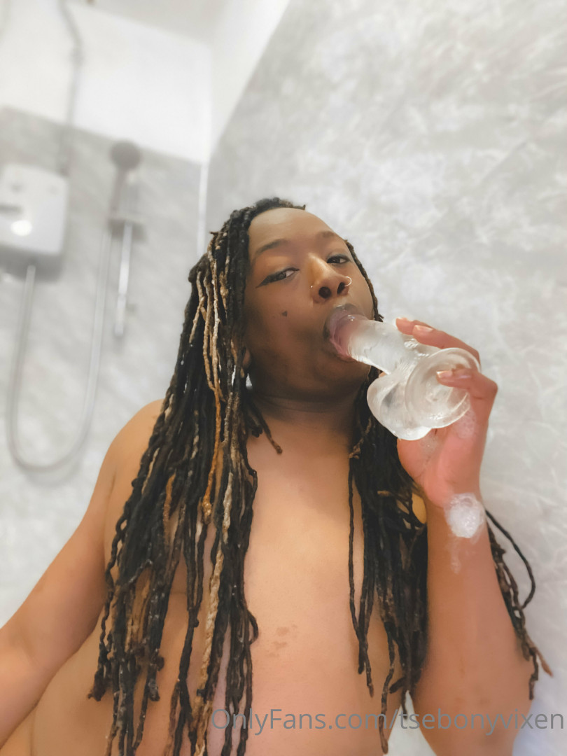 Photo by tsebonyvixen published on May 16,2023 14:19:09 - BestThots