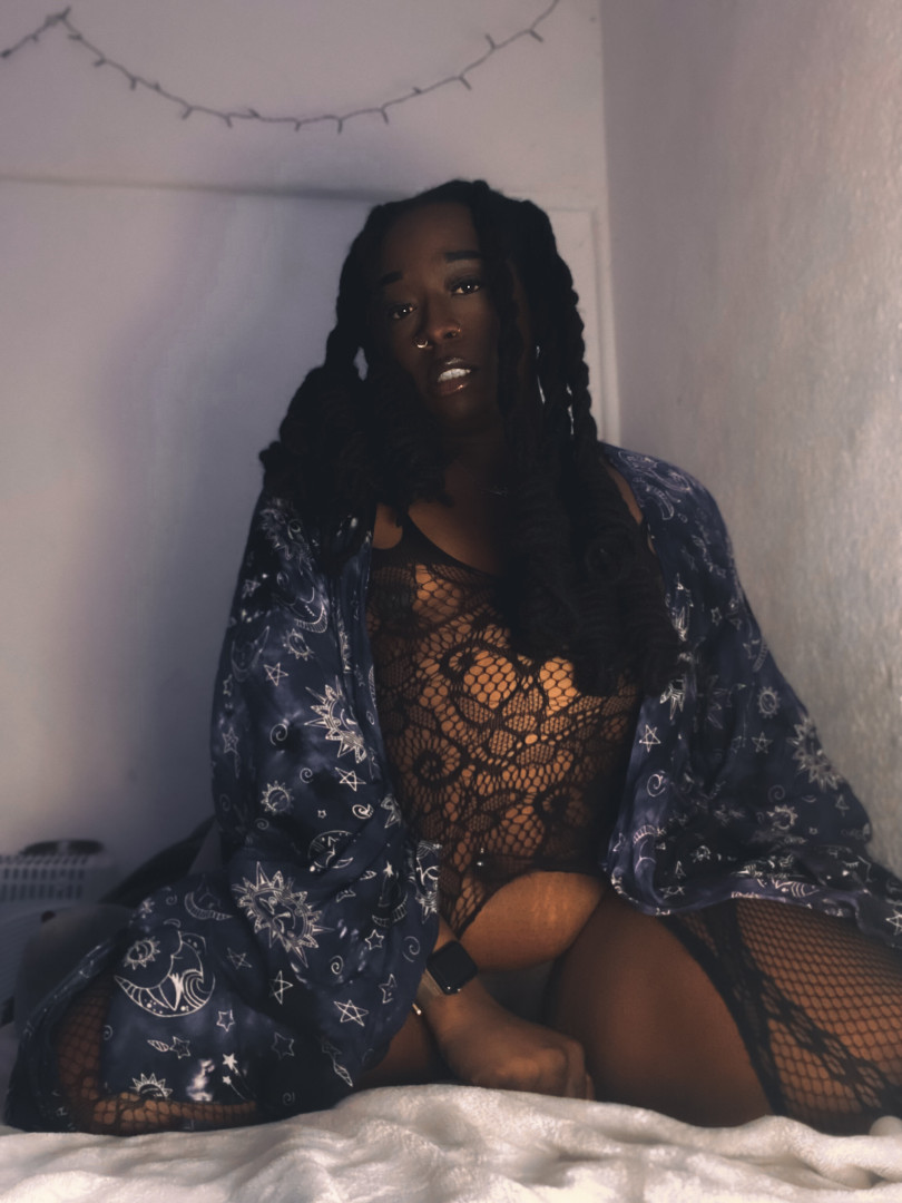 Photo by tsebonyvixen published on May 16,2023 14:20:30 - BestThots